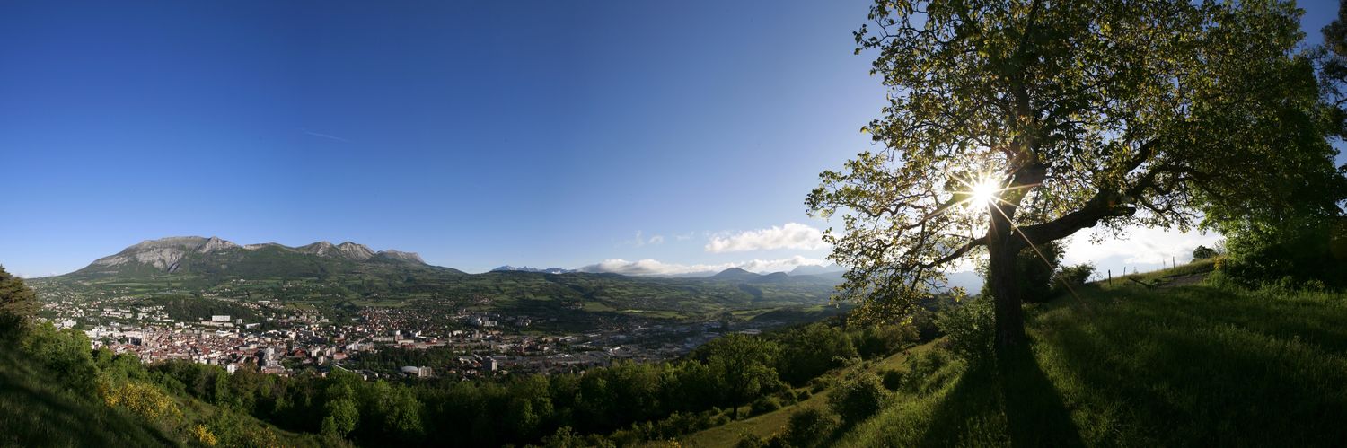 Panoramic view of the town of Gap